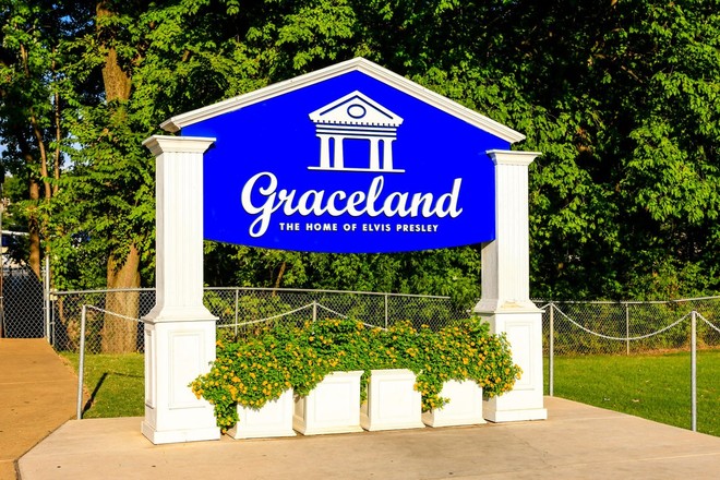 Na Presleyjevem posestvu Graceland odprli muzejsko-zabaviščni kompleks (foto: profimedia)