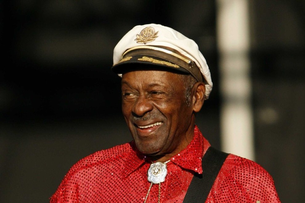 Umrl je legendarni kitarist Chuck Berry