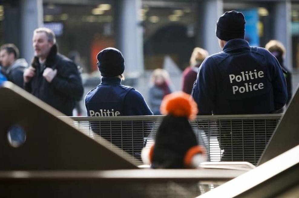 Belgijska policija aretirala moškega, ki je hotel zapeljati v množico (foto: STA)