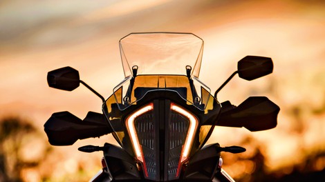 Prvi test novega KTM 1290 Super Adventure S na Siciliji
