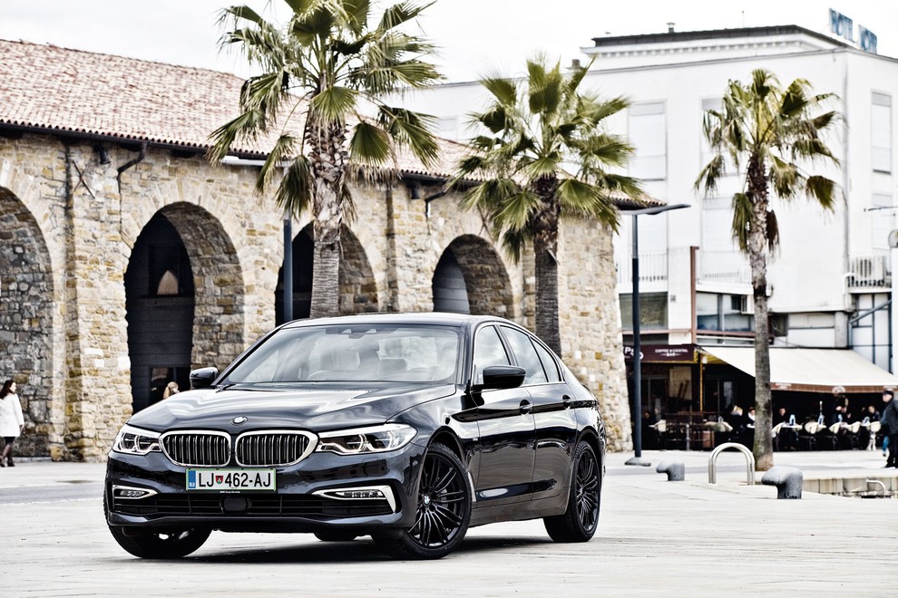 Natančen, odziven in živahen: BMW 540i