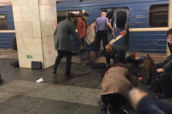 Več mrtvih v eksploziji v podzemni železnici v Sankt Peterburgu!