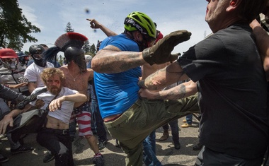 V ZDA protesti zaradi Trumpovega skrivanja davčnih napovedi