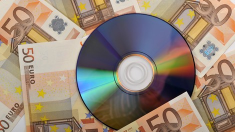 Moldavski poslovnež obsojen zaradi sodelovanja pri pranju 20 milijard dolarjev