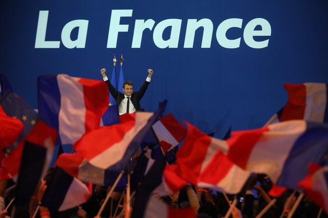 Svet pozorno spremlja volitve v Franciji: v drugi krog gresta Macron in Le Penova! (foto: profimedia)