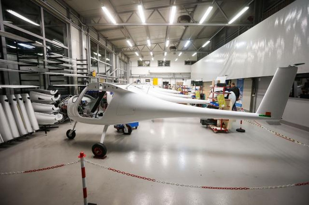 Pipistrel z Uberjem v skupen razvoj električnega letalnika (foto: STA)
