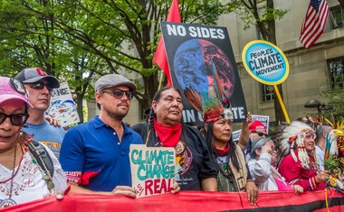Leonardo DiCaprio na protestu za okolje v Washingtonu
