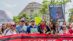 Leonardo DiCaprio na protestu za okolje v Washingtonu