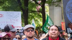Leonardo DiCaprio na protestu za okolje v Washingtonu