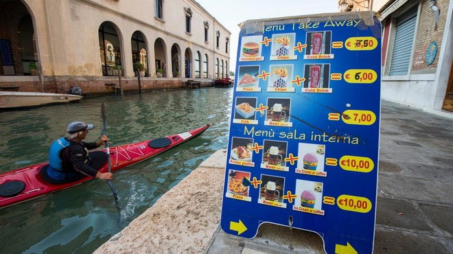 Benetke napovedale boj proti restavracijam s hitro prehrano! (foto: profimedia)