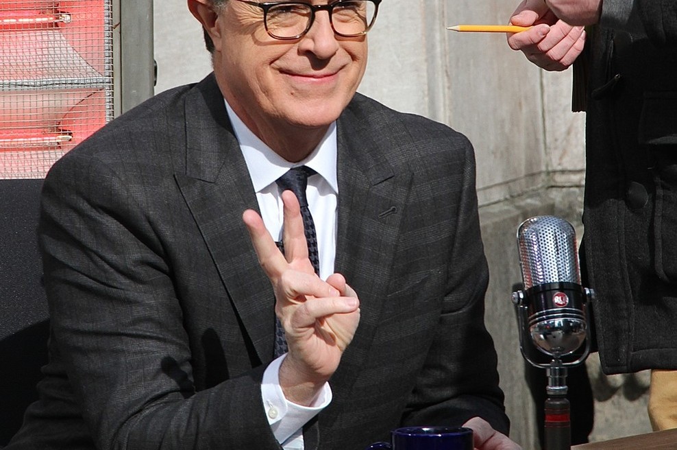 Komik Colbert ne bo kaznovan zaradi nesramnosti do Trumpa (foto: profimedia)