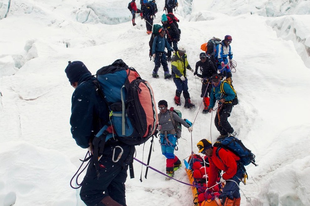 Na Everestu našli še štiri mrtve alpiniste (foto: Profimedia)