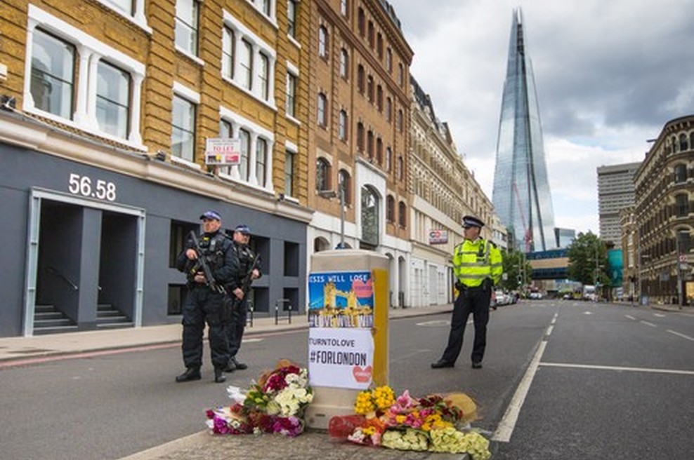Londonska policija opozarja na 'novo realnost' terorističnih napadov (foto: profimedia)