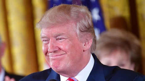 Trump zaradi položaja predsednika ZDA izgubil precej premoženja