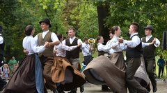 V Beltincih šest najboljših folklornih skupin