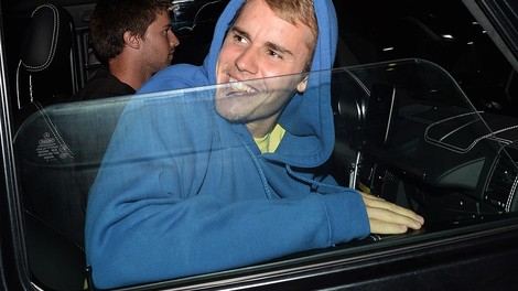 Justin Bieber predčasno zaključil turnejo in se opravičil oboževalcem!