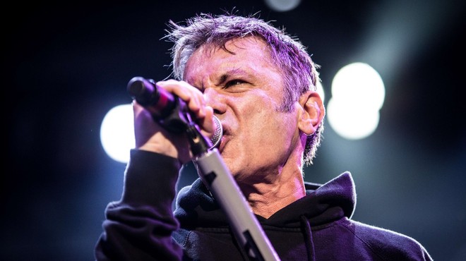 Pevec skupine Iron Maiden Bruce Dickinson bo izdal avtobiografijo (foto: profimedia)