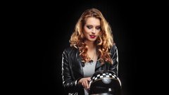 Krasna honda GL 1000 za darilo na MotörCityju