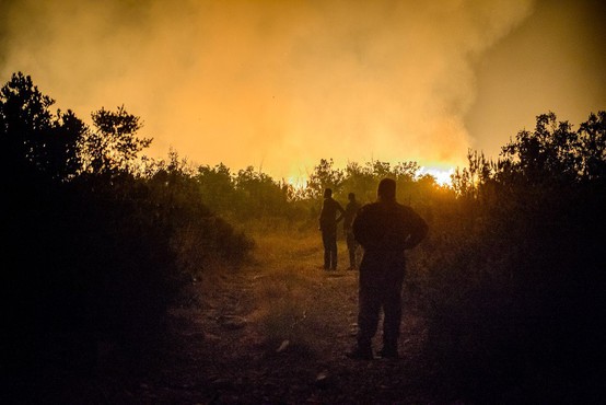 V Španiji požar terjal tri življenja