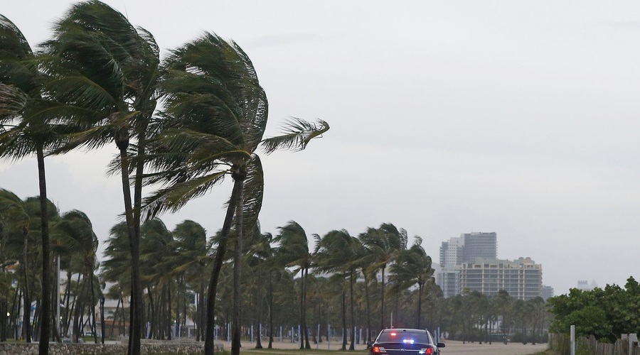 Irma pustoši po jugu Floride! Najhujše še prihaja! (foto: profimedia)