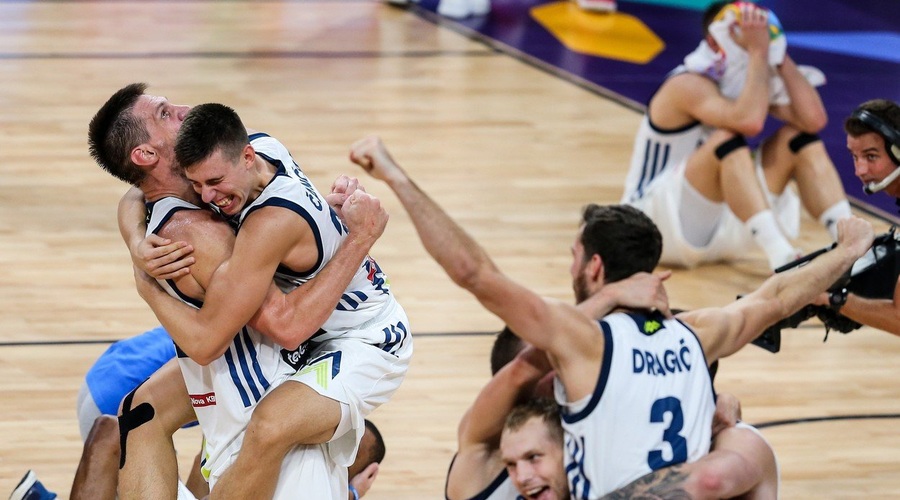 Tekma, ki je bila izziv za ljudi s slabimi živci, Sloveniji prinesla naslov evropskega prvaka! (foto: profimedia)