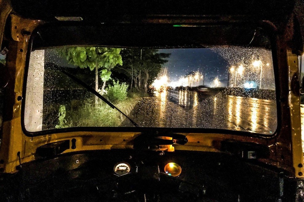 V paniki v gneči na mostu v Mumbaiju številni mrtvi (foto: profimedia)