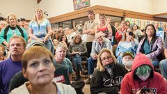 Požari v Kaliforniji zahtevali že najmanj 15 življenj, več kot 200 ljudi pogrešanih