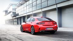 Insignia GSi: 'Zverina', ki je nasledila insignio OPC