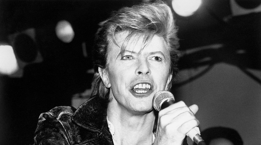 Prihodnje leto bo izšla knjiga fotografij Davida Bowieja s turneje leta 1983 (foto: profimedia)