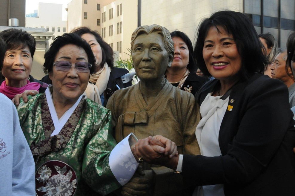 San Francisco razburil Japonce s spomenikom spolnim sužnjam (foto: profimedia)