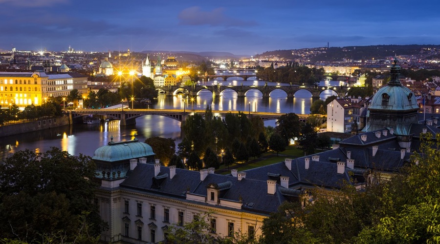 V Pragi se je zrušil več kot 250 metrov dolg most za pešce! (foto: profimedia)