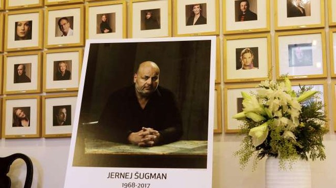 Jerneja Šugmana bodo pokopali na ljubljanskih Žalah z vojaškimi častmi (foto: Daniel Novakovič/STA)