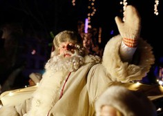Po Miklavžu in božičku je čas za nastop dedka Mraza