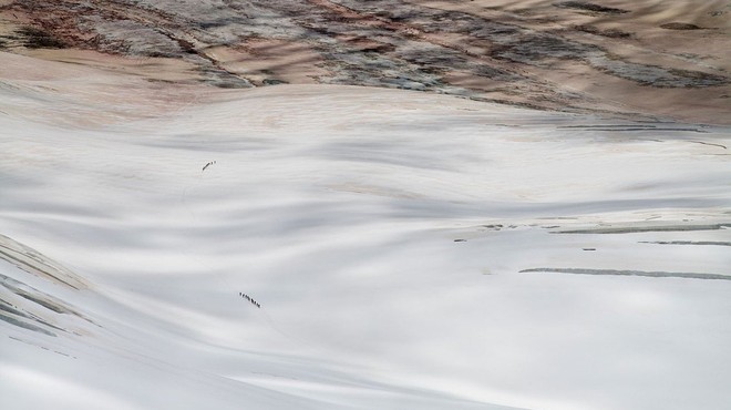 Izjemno redek vremenski pojav: Sneg pobelil sipine v Sahari! (foto: profimedia)