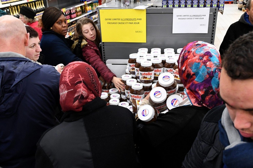Nutella orgija v Franciji: "Ljudje so planili v trgovine in odrivali vse, kar jim je prišlo na pot!" (foto: profimedia)