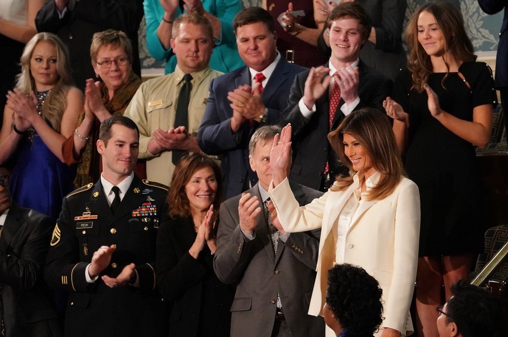 Melania Trump prelomila tradicijo in v kongres prišla ločeno od soproga! (foto: profimedia)