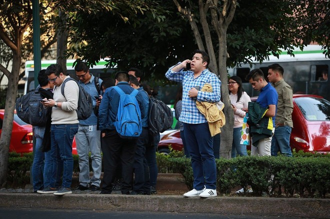 Mehiko stresel potres z močjo 7,2! (foto: profimedia)