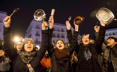 Mednarodni dan žensk s protesti zaradi neenakopravnosti po celem svetu!