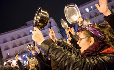 Mednarodni dan žensk s protesti zaradi neenakopravnosti po celem svetu!