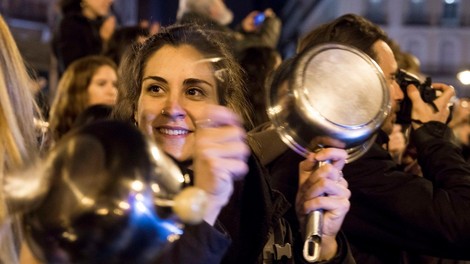 Mednarodni dan žensk s protesti zaradi neenakopravnosti po celem svetu!