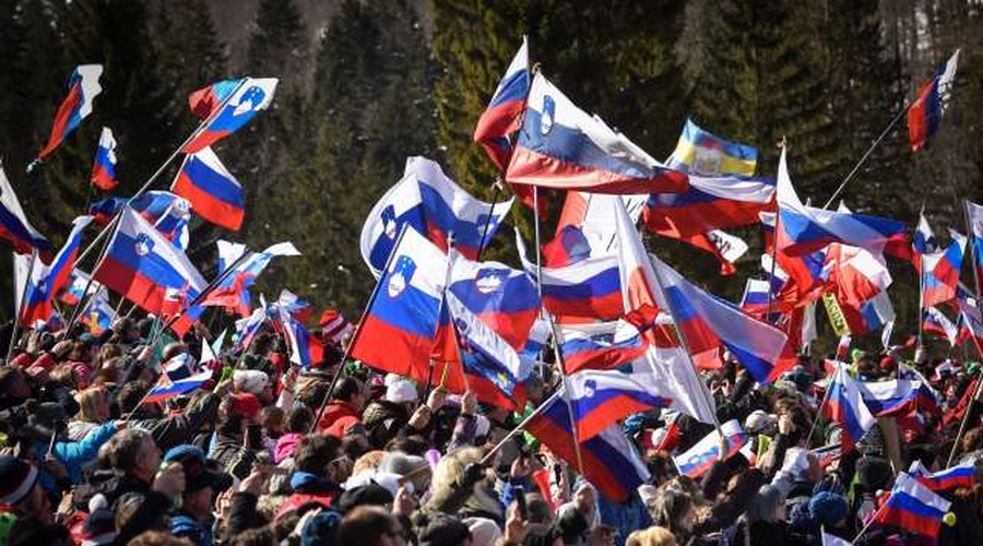 Slovenski orli tretji na ekipni tekmi v Planici, zmaga Norveški! (foto: Nebojša Tejić/STA)