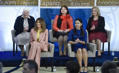 Melania Trump glavna govornica na podelitvi mednarodnih nagrad pogumnim ženskam