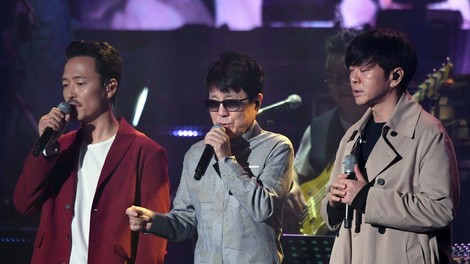 Kim Jong-un ganjen nad koncertom južnokorejskih pop zvezdnikov v Pjongjangu