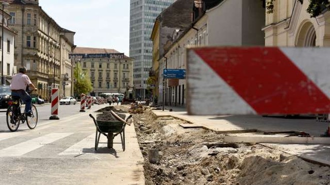 Gosposvetska cesta in Dalmatinova ulica v Ljubljani s popolno zaporo do 30. junija! (foto: Tamino Petelinšek/STA)