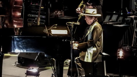 Bob Dylan je sodeloval pri kompilaciji LGBTQ poročnih skladb