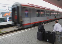 V nesreči na glavni železniški postaji v Salzburgu več deset ljudi ranjenih