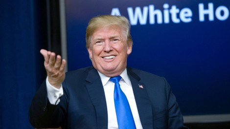 Donald Trump pod lažnim imenom klical revijo Forbes in jim razlagal o svojem premoženju