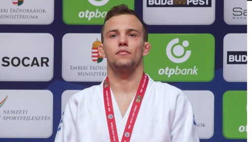 Zlati judoist Adrian Gomboc je nasprotnike po blazinah premetaval kot za šalo!