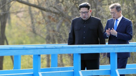 Moon Jae-in: "Ne rabim Nobelove. Naj jo ima Trump! Vse, kar potrebujemo, je mir."