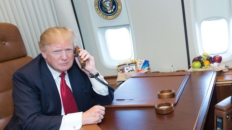 Nikoli ne bomo izvedeli, kdo je lažno nominiral Trumpa za Nobelovo nagrado!